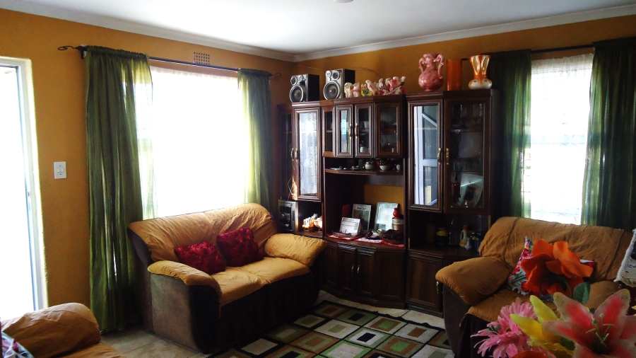 2 Bedroom Property for Sale in High Gate Western Cape